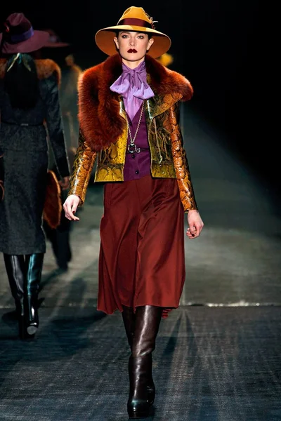 Look 20